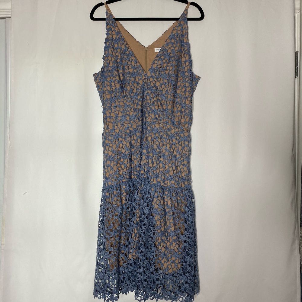 Dress the Population lace dress